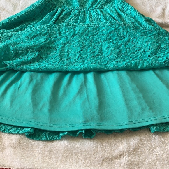 Embroidery Teen Dress - Picture 6 of 8